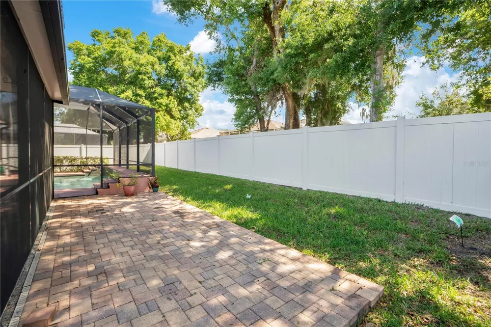 2210 VALTERRA VISTA WAY Valrico, FL 33594