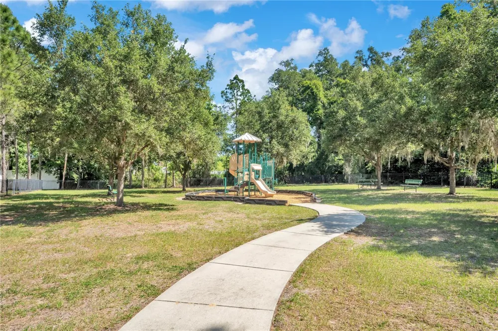 2210 VALTERRA VISTA WAY Valrico, FL 33594