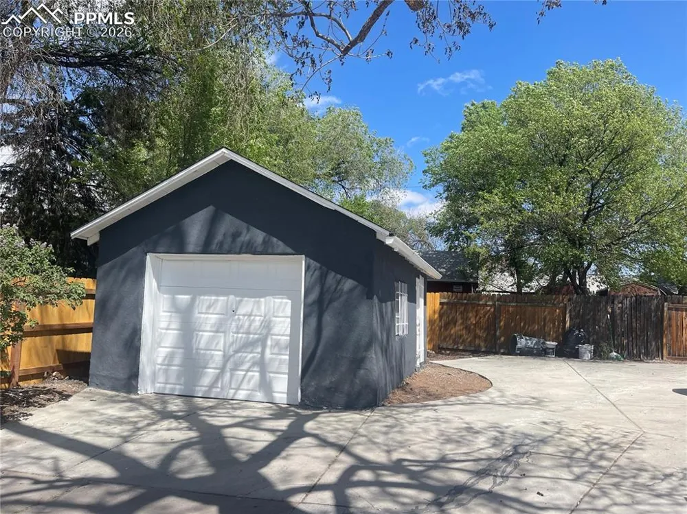 432 S Hancock Avenue Colorado Springs, CO 80903