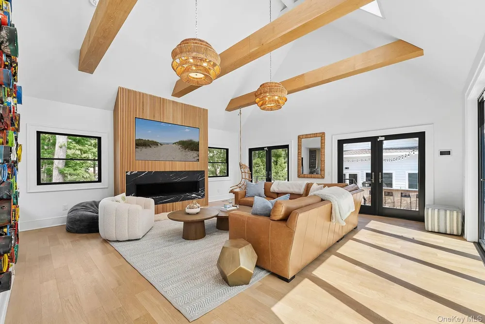 1 Fox Crossing Sag Harbor, NY 11963