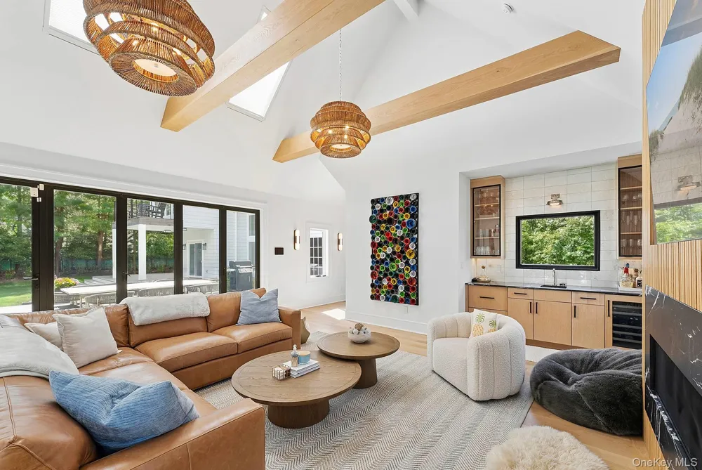 1 Fox Crossing Sag Harbor, NY 11963