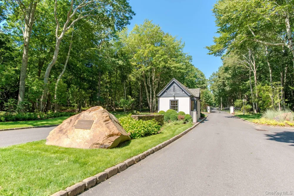 1 Fox Crossing Sag Harbor, NY 11963