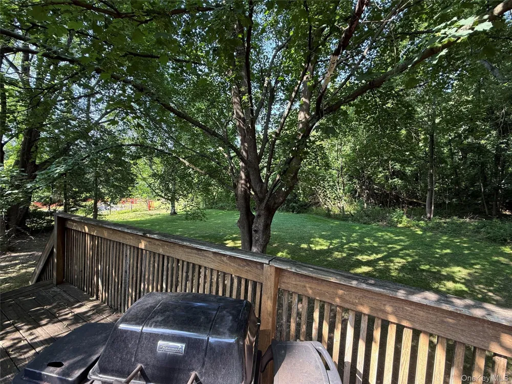 11 Sherwood Heights Wappingers Falls, NY 12590