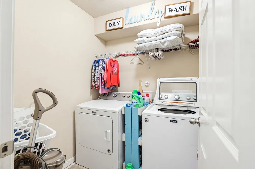 138 Talon Drive Luling, TX 78648