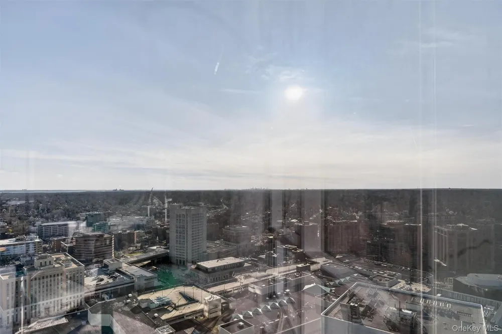 5 Renaissance Square #PH6C White Plains, NY 10601