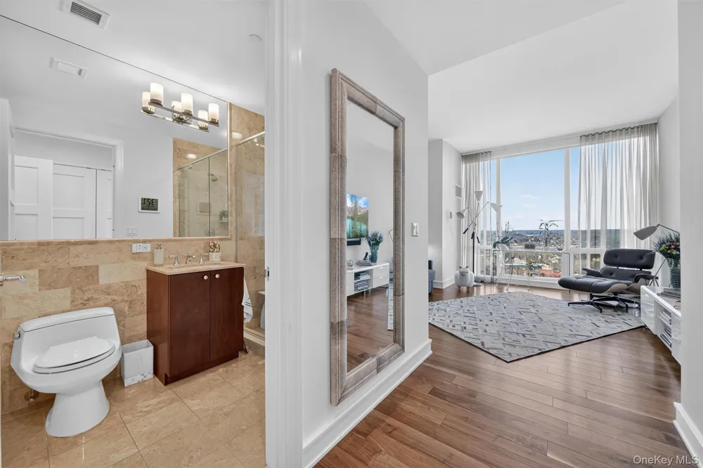 5 Renaissance Square #PH6C White Plains, NY 10601