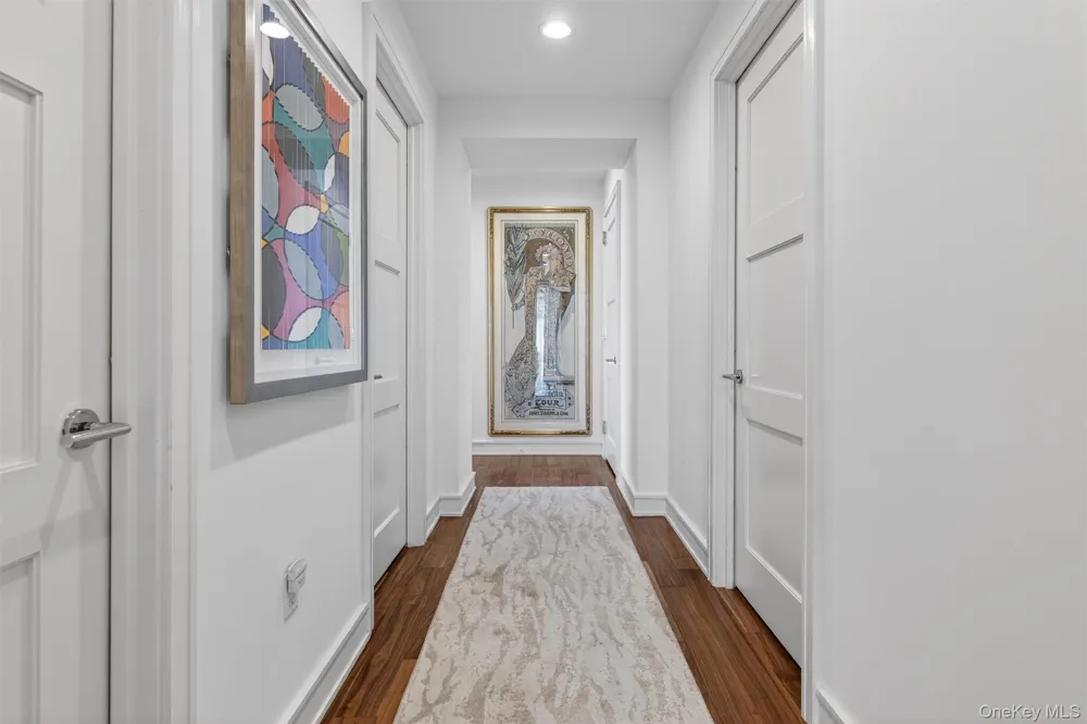 5 Renaissance Square #PH6C White Plains, NY 10601