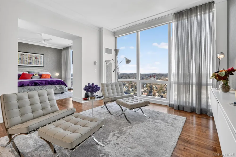 5 Renaissance Square #PH6C White Plains, NY 10601