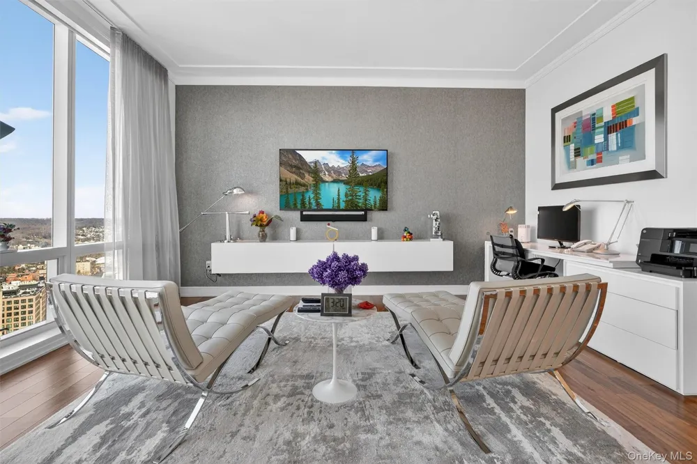 5 Renaissance Square #PH6C White Plains, NY 10601
