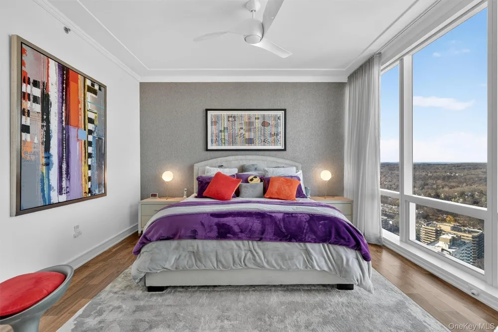 5 Renaissance Square #PH6C White Plains, NY 10601