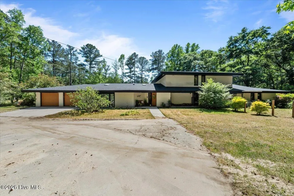 171 Dobbins Lane Rockingham, NC 28379