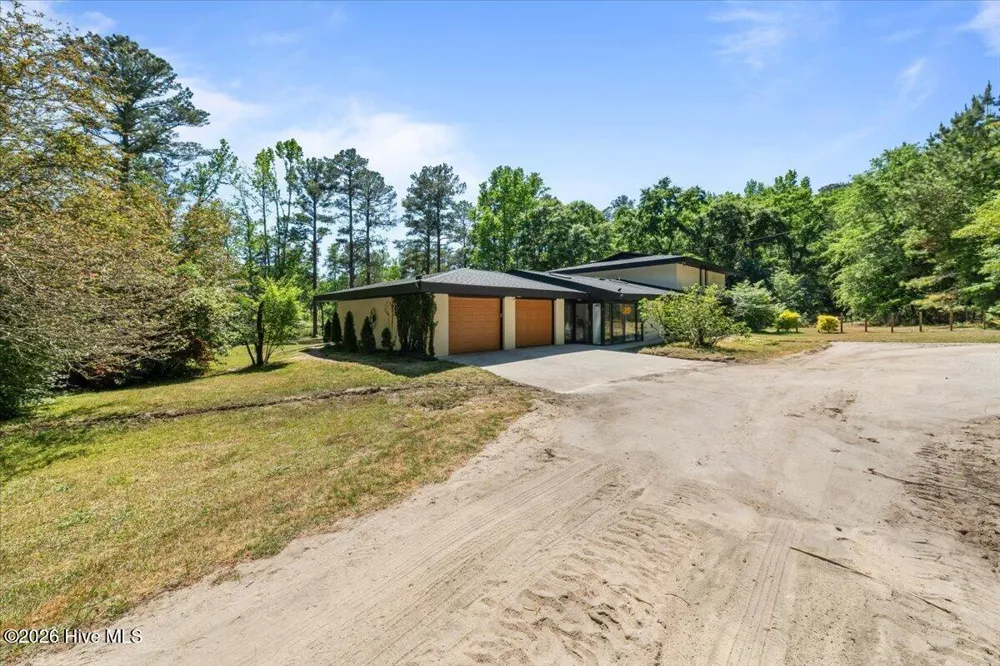 171 Dobbins Lane Rockingham, NC 28379