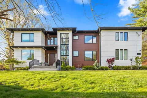 5 Blue Bird Road