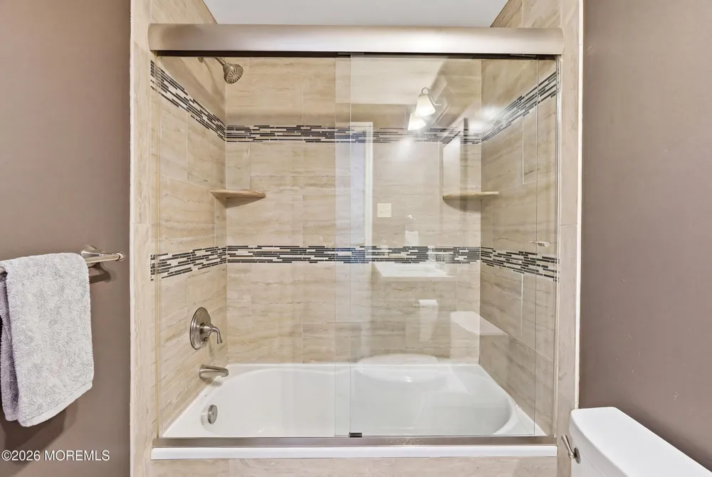 1707 Melville Street Oakhurst, NJ 07755