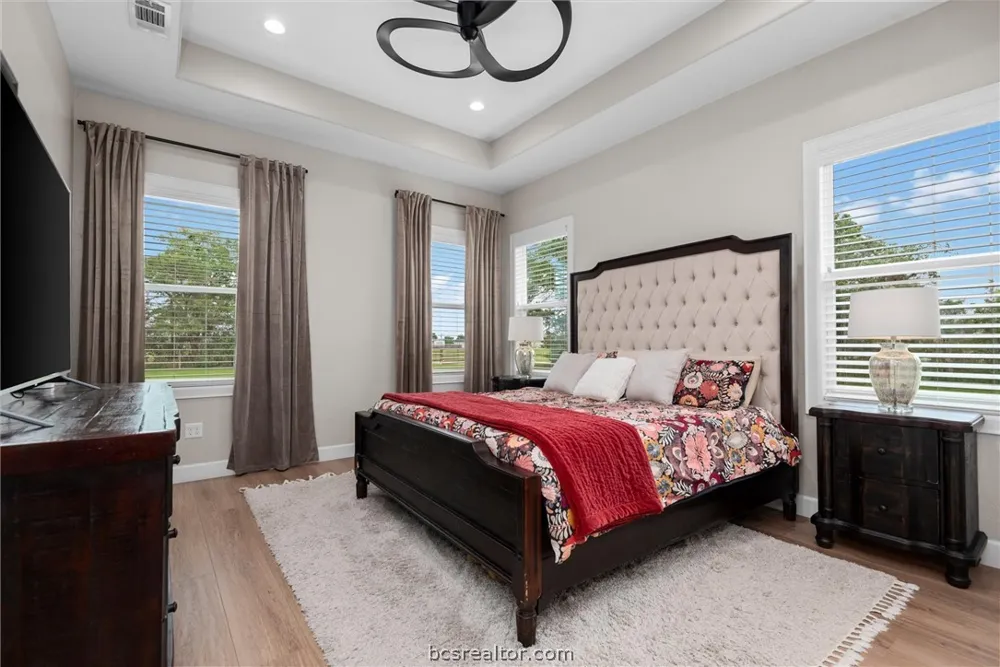 914 Axis Lane Franklin, TX 77856