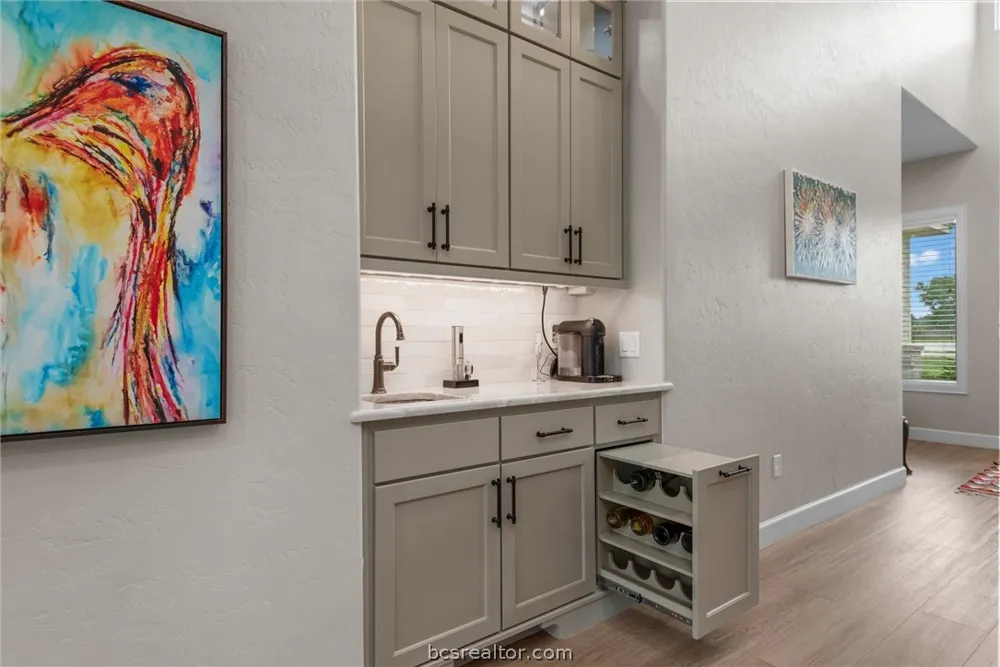 914 Axis Lane Franklin, TX 77856