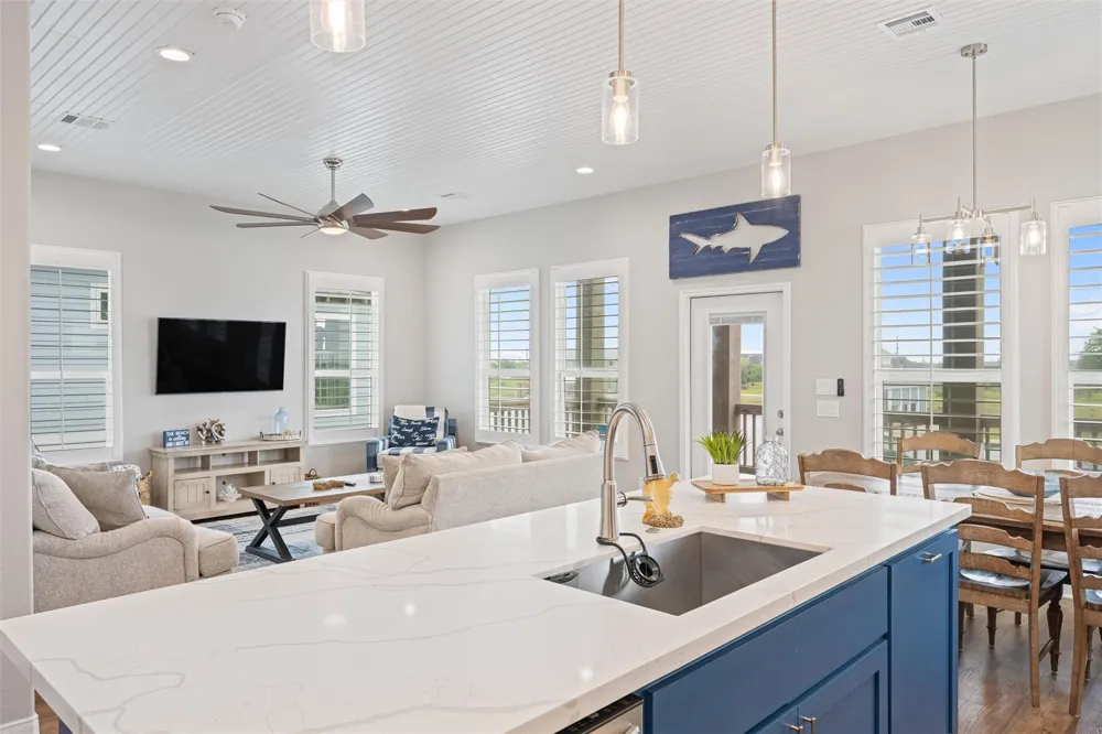 1900 Laguna Harbor Cove Boulevard Port Bolivar, TX 77650