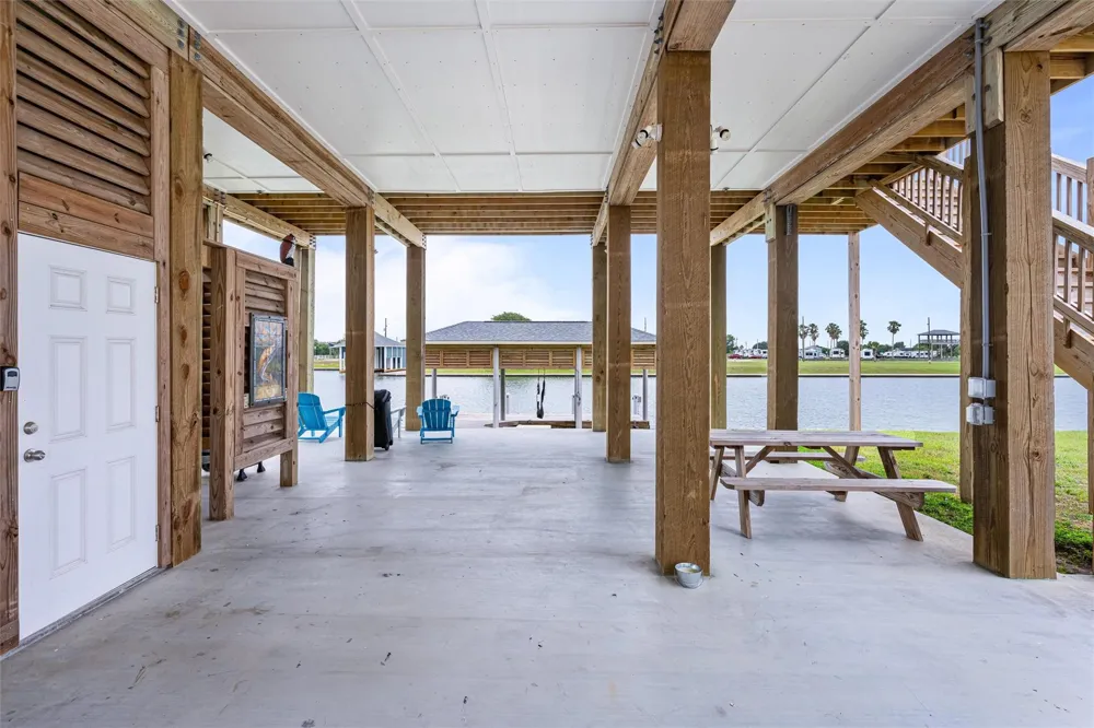 1900 Laguna Harbor Cove Boulevard Port Bolivar, TX 77650