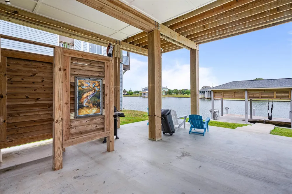 1900 Laguna Harbor Cove Boulevard Port Bolivar, TX 77650
