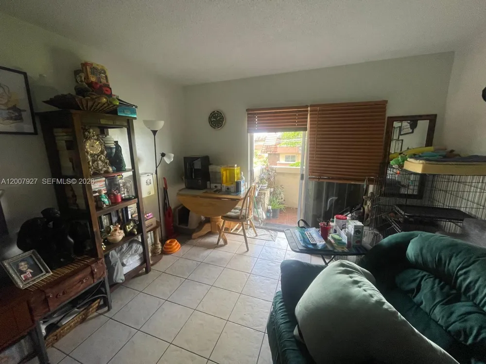 680 Miller Dr #W401 Miami Springs, FL 33166