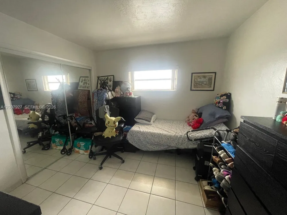 680 Miller Dr #W401 Miami Springs, FL 33166