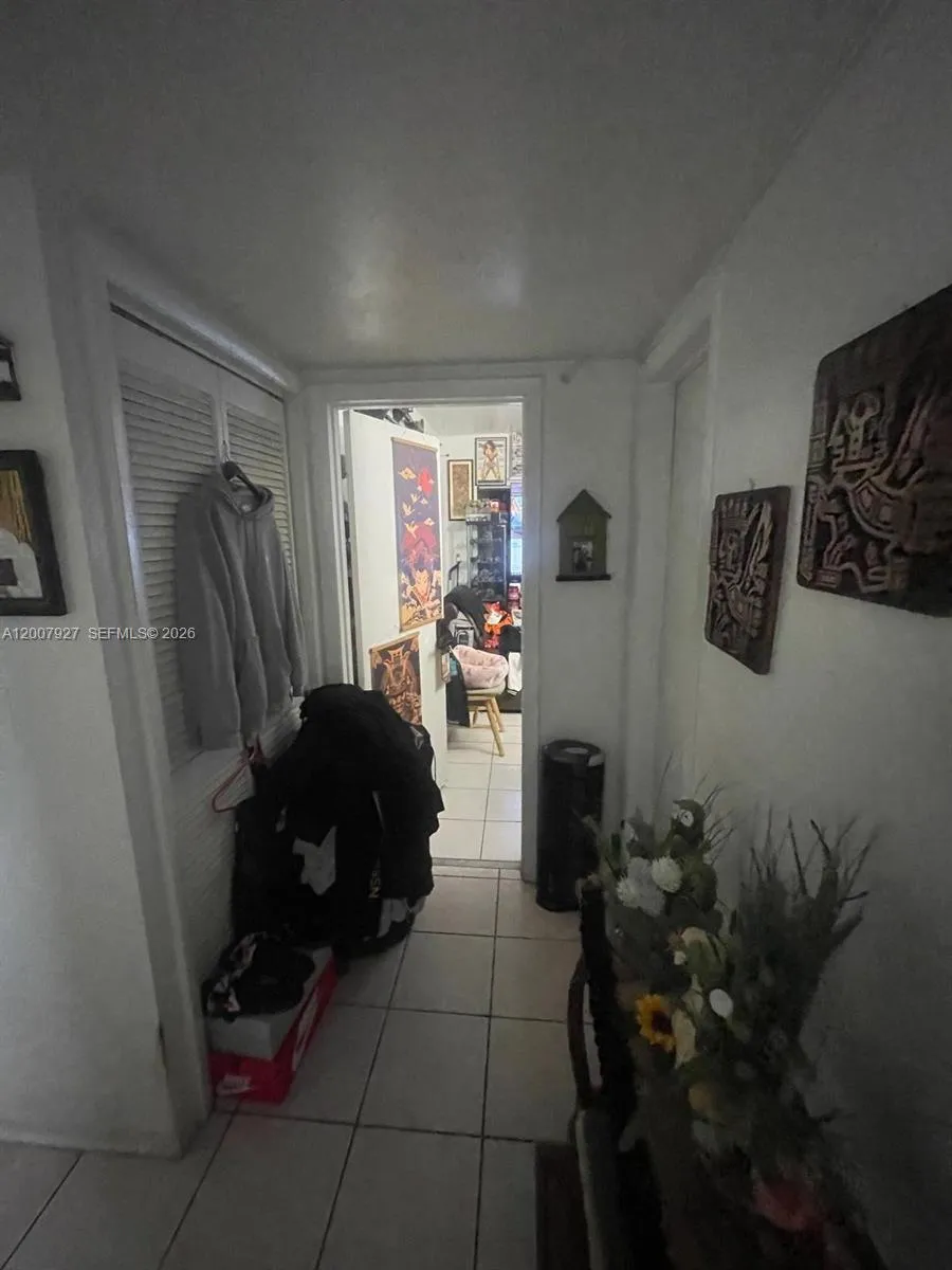 680 Miller Dr #W401 Miami Springs, FL 33166