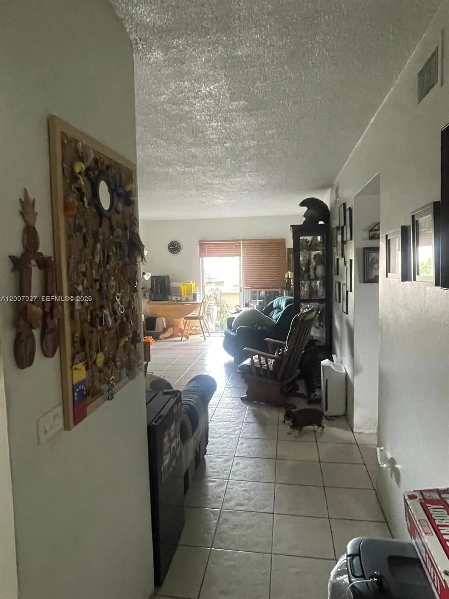 680 Miller Dr #W401 Miami Springs, FL 33166