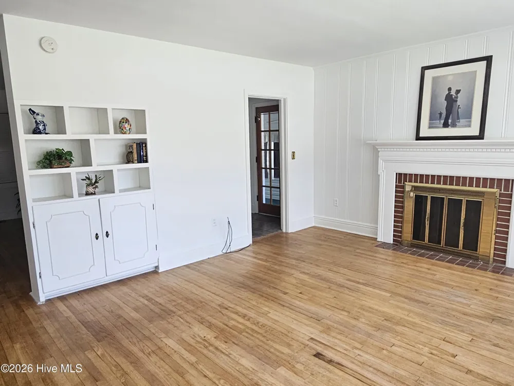 405 Lafayette Street Clinton, NC 28328