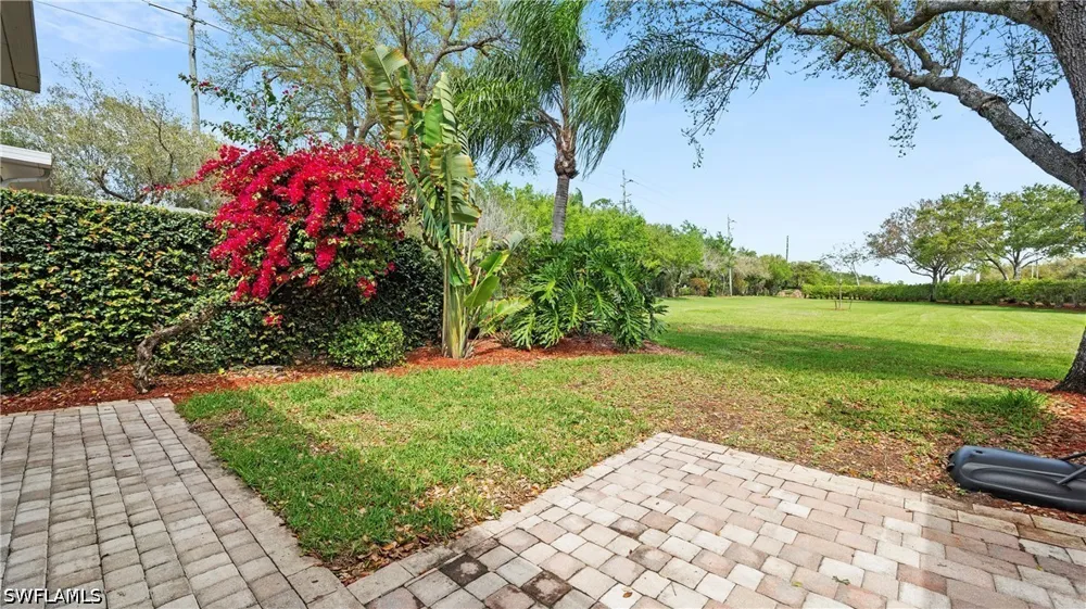 Cove Circle #24 Naples, FL 34119