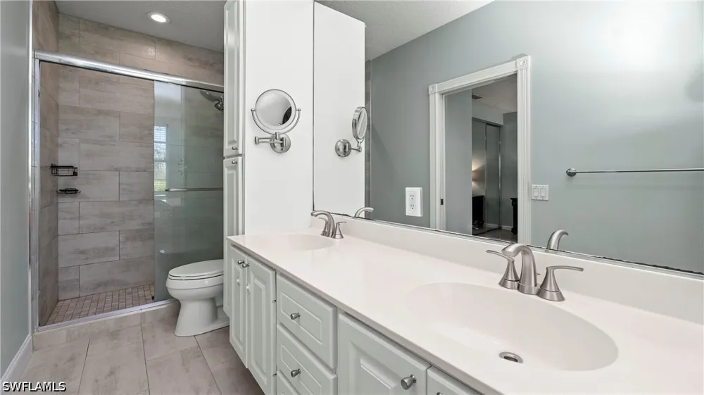 Cove Circle #24 Naples, FL 34119