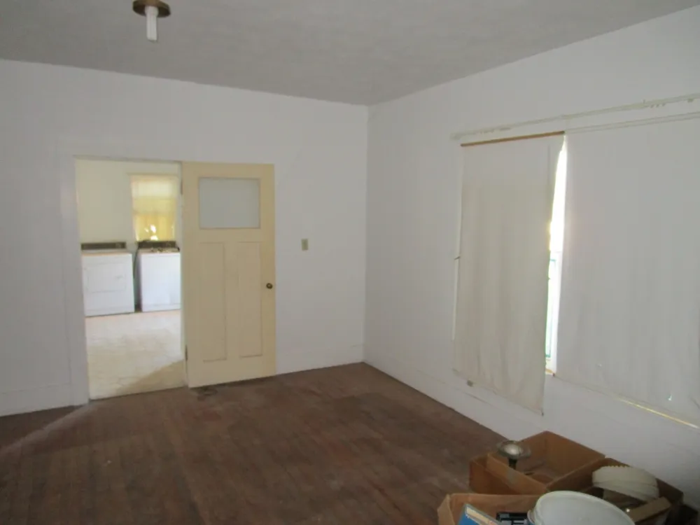 105 E 9th Street Colorado City, TX 79512