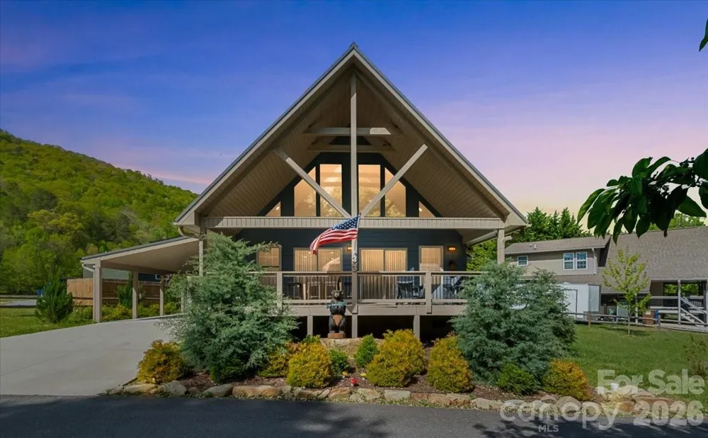 33 Indian Trace Road Maggie Valley, NC 28751