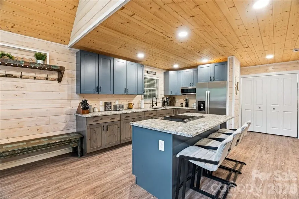 33 Indian Trace Road Maggie Valley, NC 28751