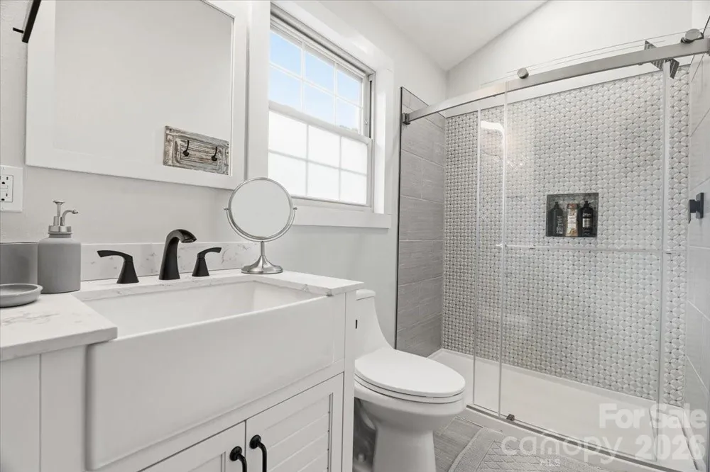 33 Indian Trace Road Maggie Valley, NC 28751