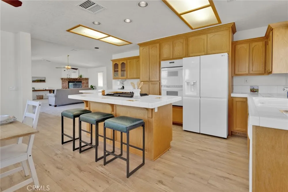 14740 Blue Grass Drive Helendale, CA 92342