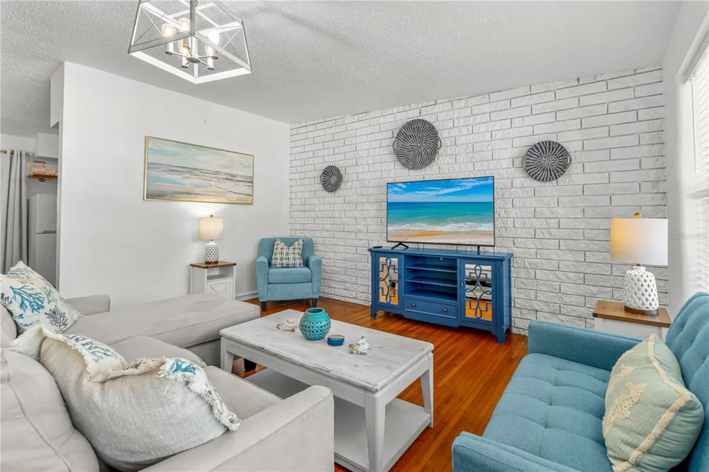 2908 S PENINSULA DRIVE Daytona Beach, FL 32118