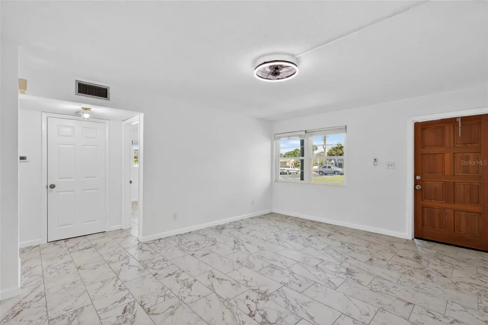 1800 S PALMETTO AVENUE #1010 South Daytona, FL 32119