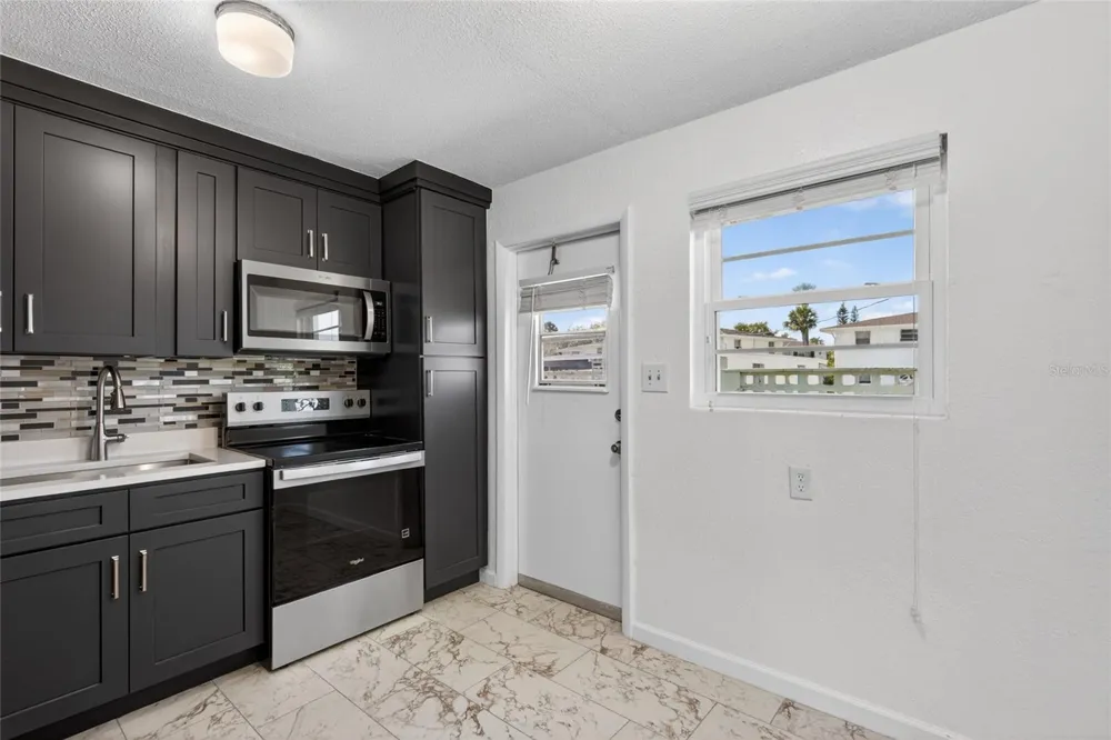 1800 S PALMETTO AVENUE #1010 South Daytona, FL 32119