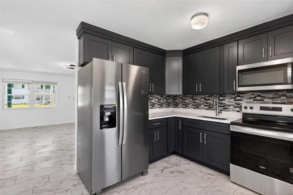 1800 S PALMETTO AVENUE #1010 South Daytona, FL 32119