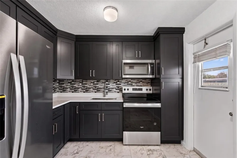 1800 S PALMETTO AVENUE #1010 South Daytona, FL 32119