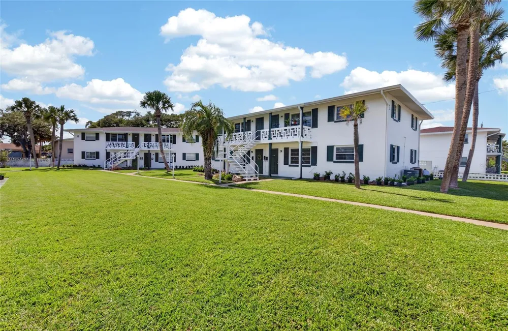 1800 S PALMETTO AVENUE #1010 South Daytona, FL 32119