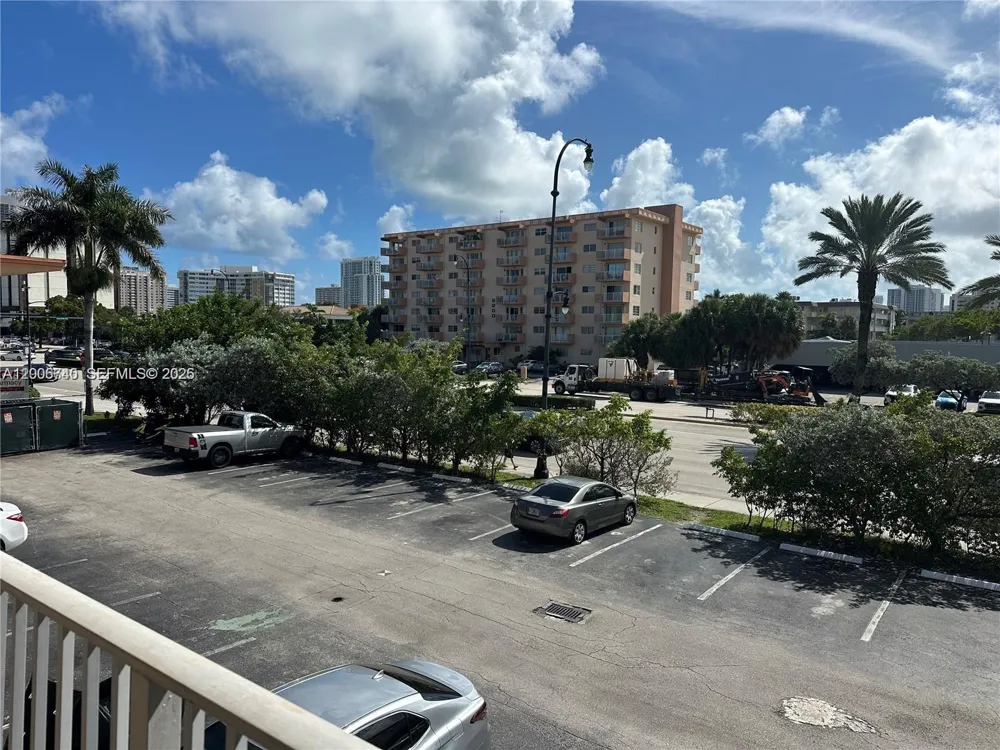 26 Diplomat Pkwy #2314 Hallandale Beach, FL 33009