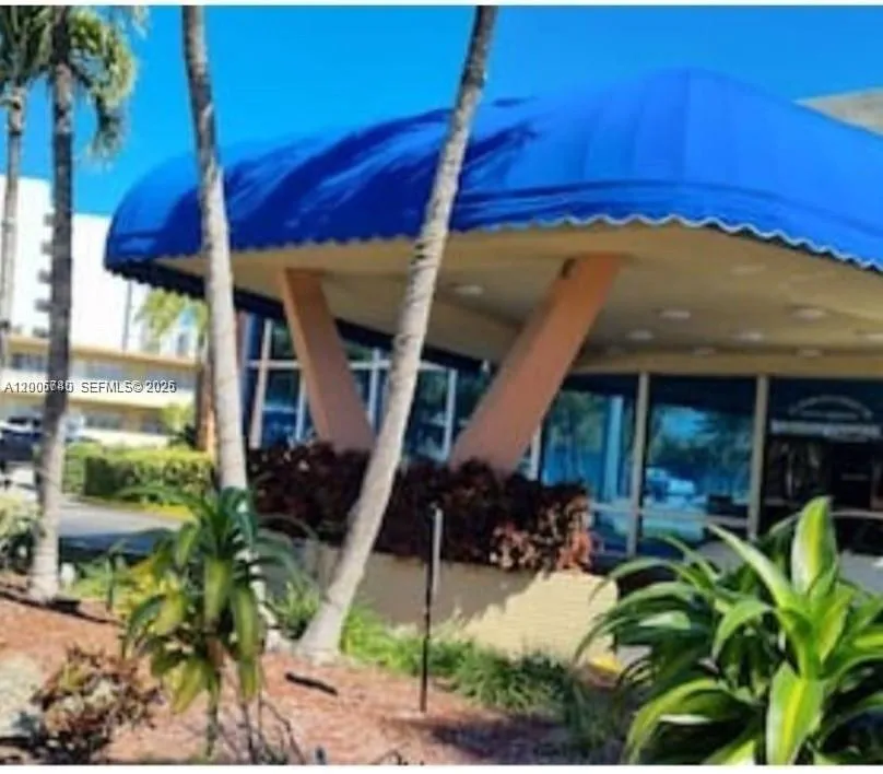 26 Diplomat Pkwy #2314 Hallandale Beach, FL 33009