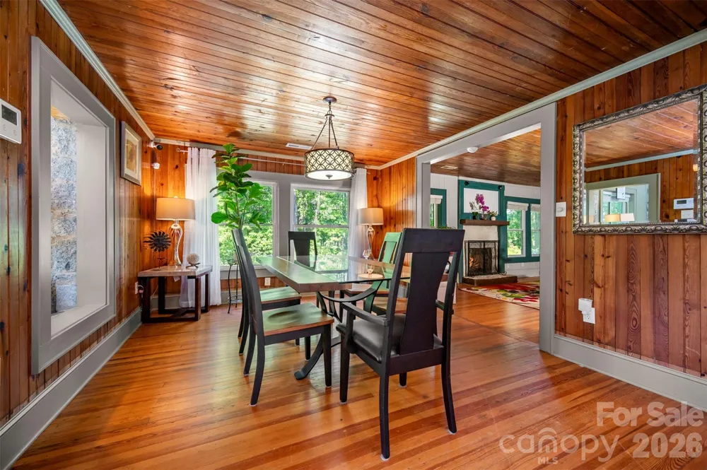 183-185 Rubin Thorne Road Campobello, SC 29322