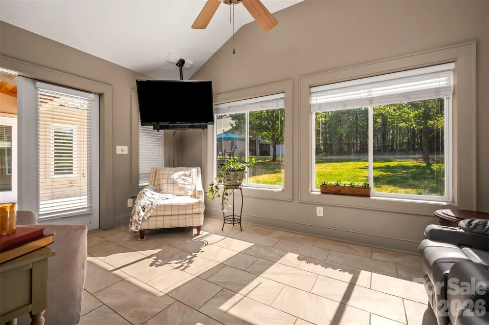 183-185 Rubin Thorne Road Campobello, SC 29322