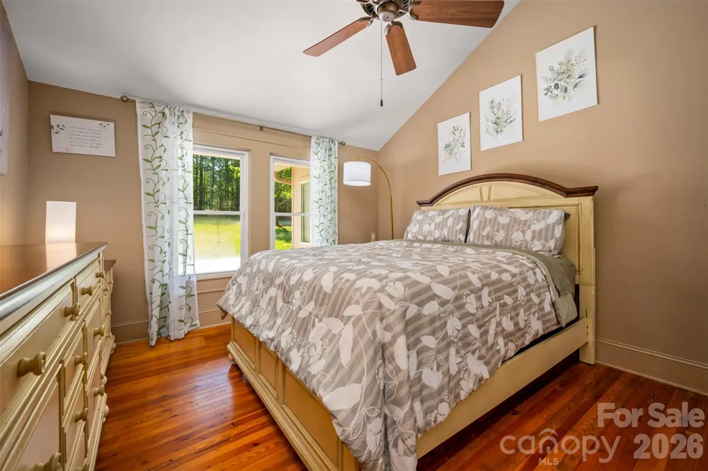 183-185 Rubin Thorne Road Campobello, SC 29322