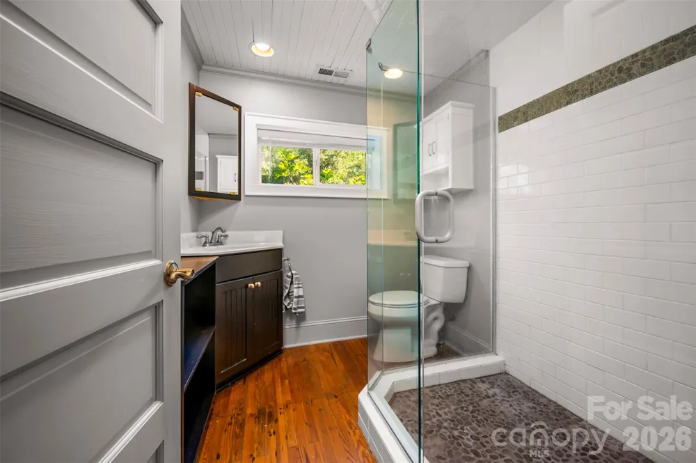 183-185 Rubin Thorne Road Campobello, SC 29322
