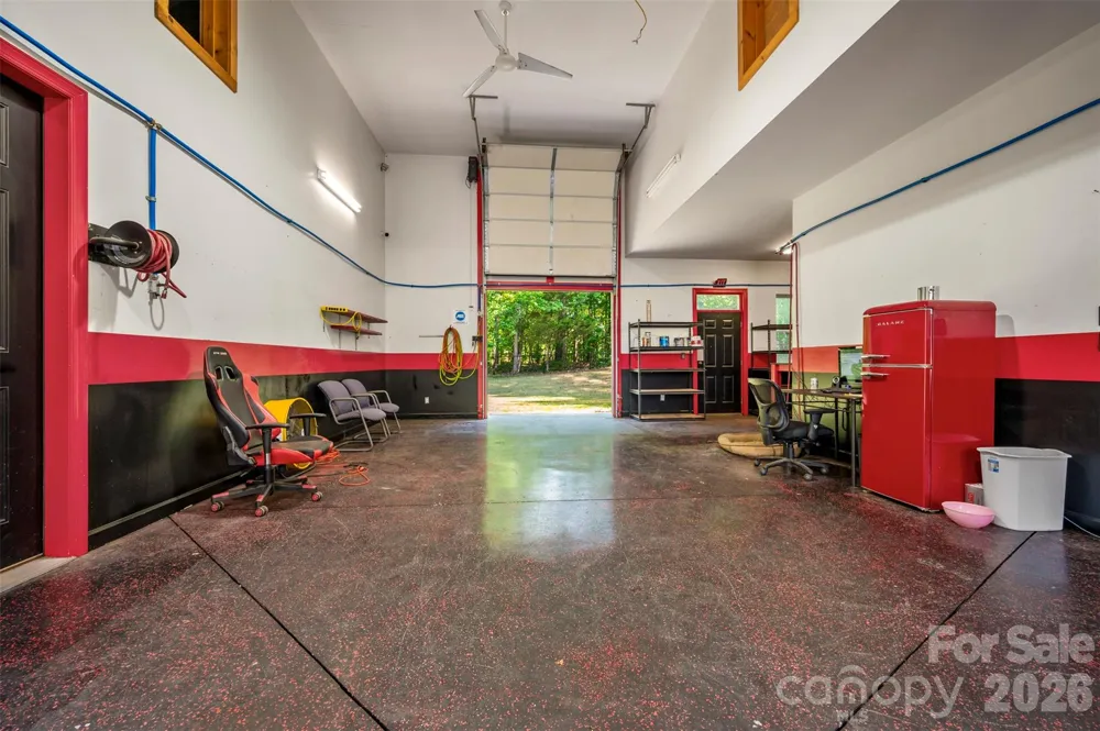 183-185 Rubin Thorne Road Campobello, SC 29322