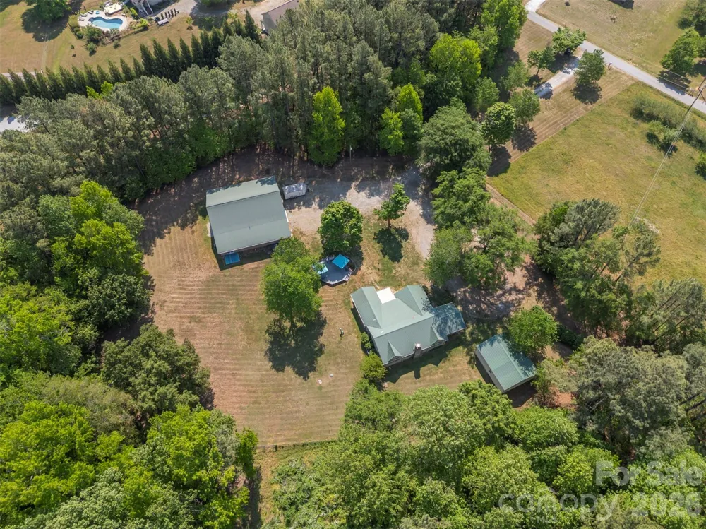 183-185 Rubin Thorne Road Campobello, SC 29322