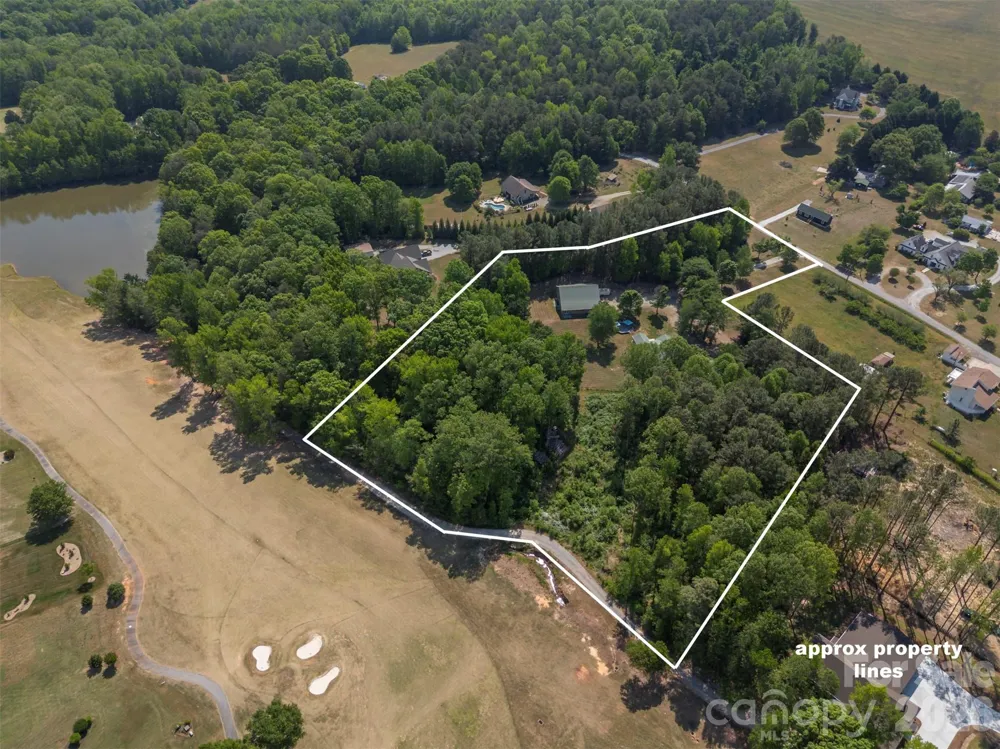 183-185 Rubin Thorne Road Campobello, SC 29322